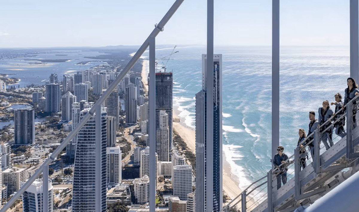 5 thrilling sky-high tourist attractions around the world
