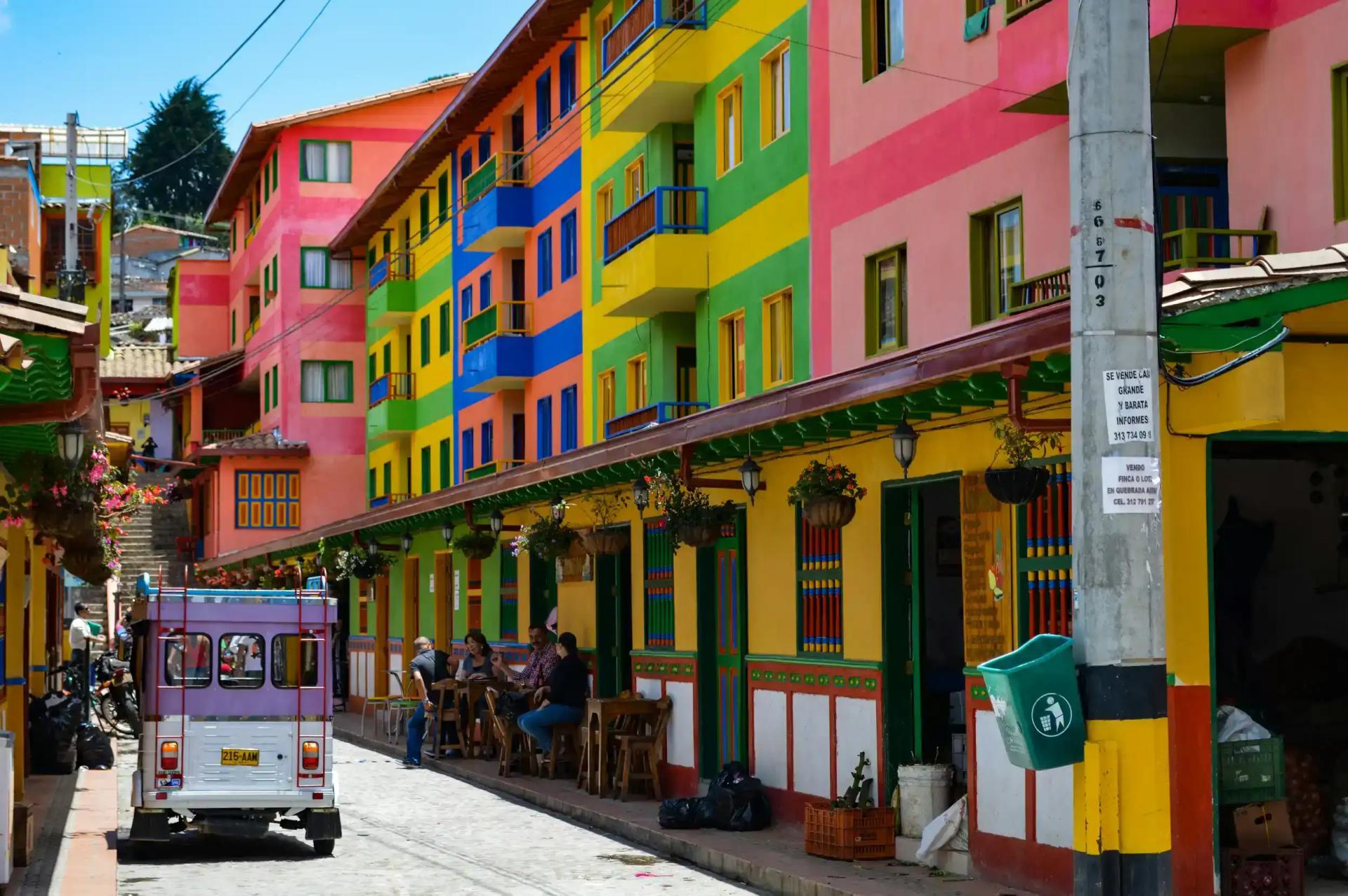 Qatar Airways adds new flights to Colombia and Venezuela for summer 2025