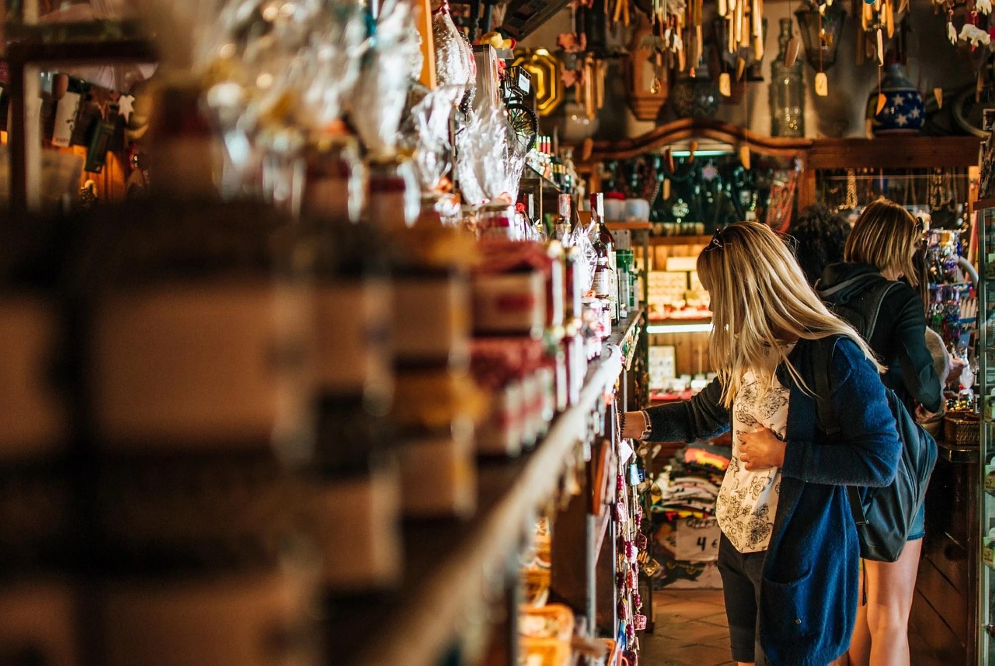10 travels myths we need to leave behind