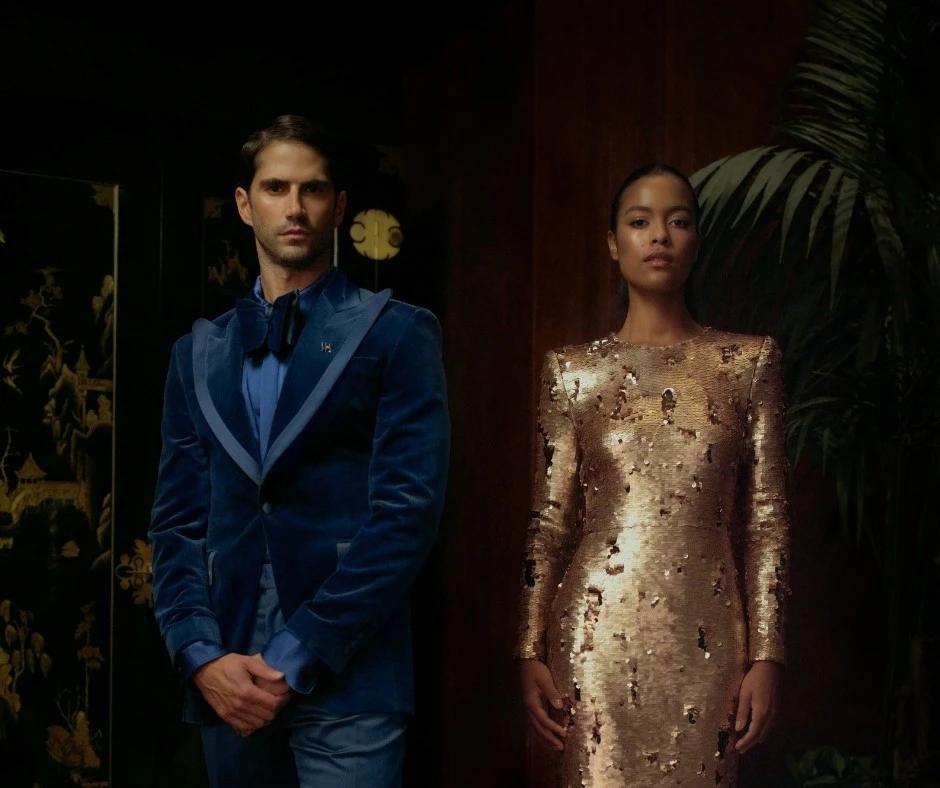 Waldorf Astoria New York: Peacock Alley Server Uniforms