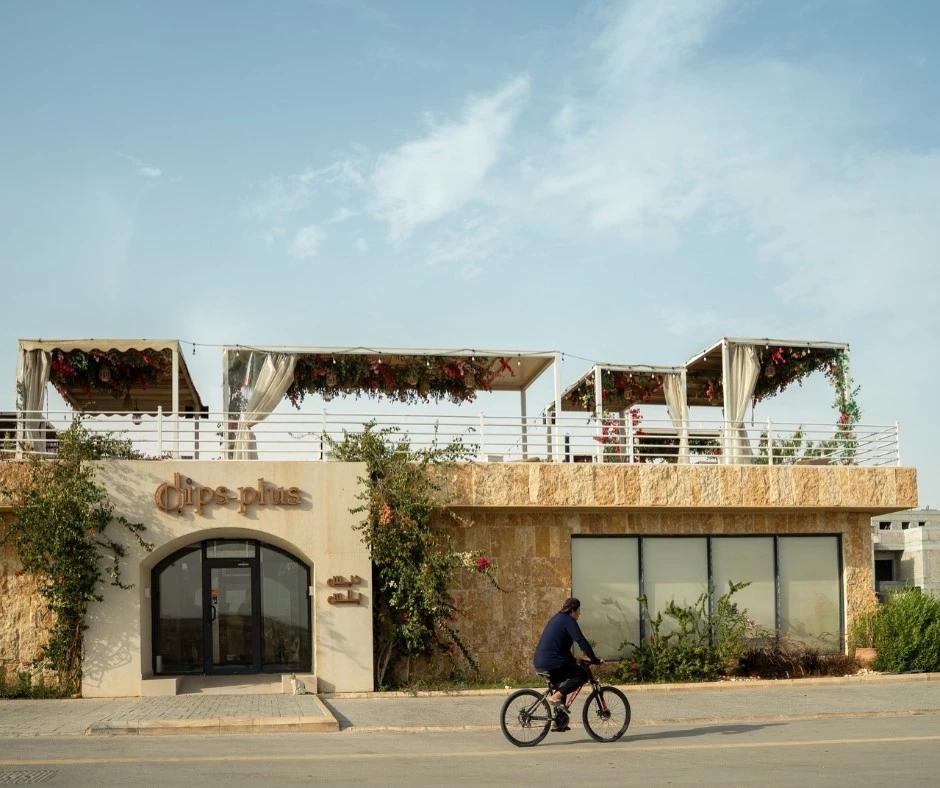 Hidden Gem: Dips Plus Café and Restaurant, Diriyah