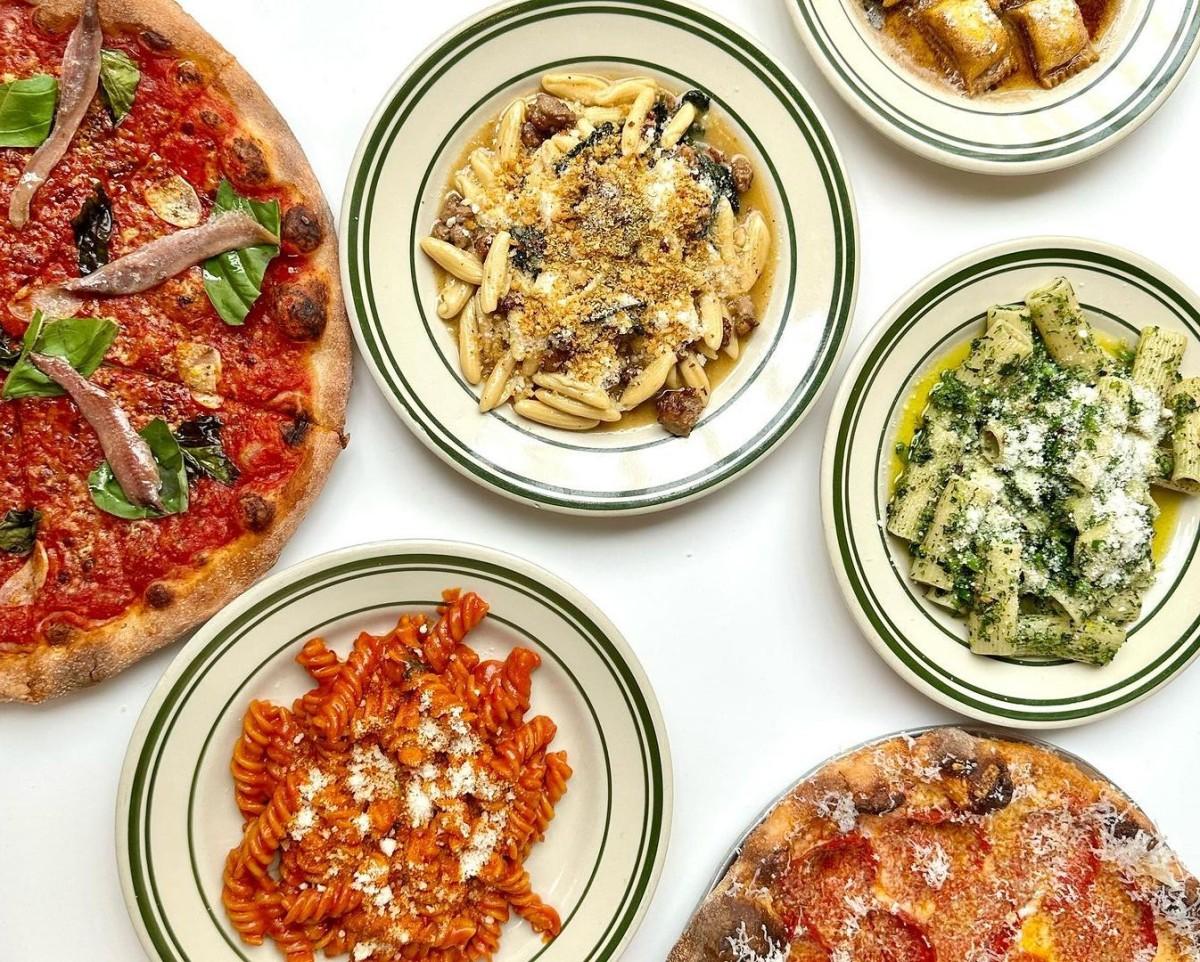 زيارتنا الأولى إلى مطعم جون أند فينيز الرياض