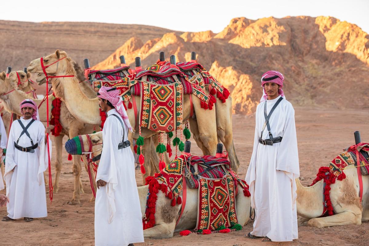 الرحالة الهولندية ماكسيم زلتنريتش توثق جمال العلا والمملكة بعدستها