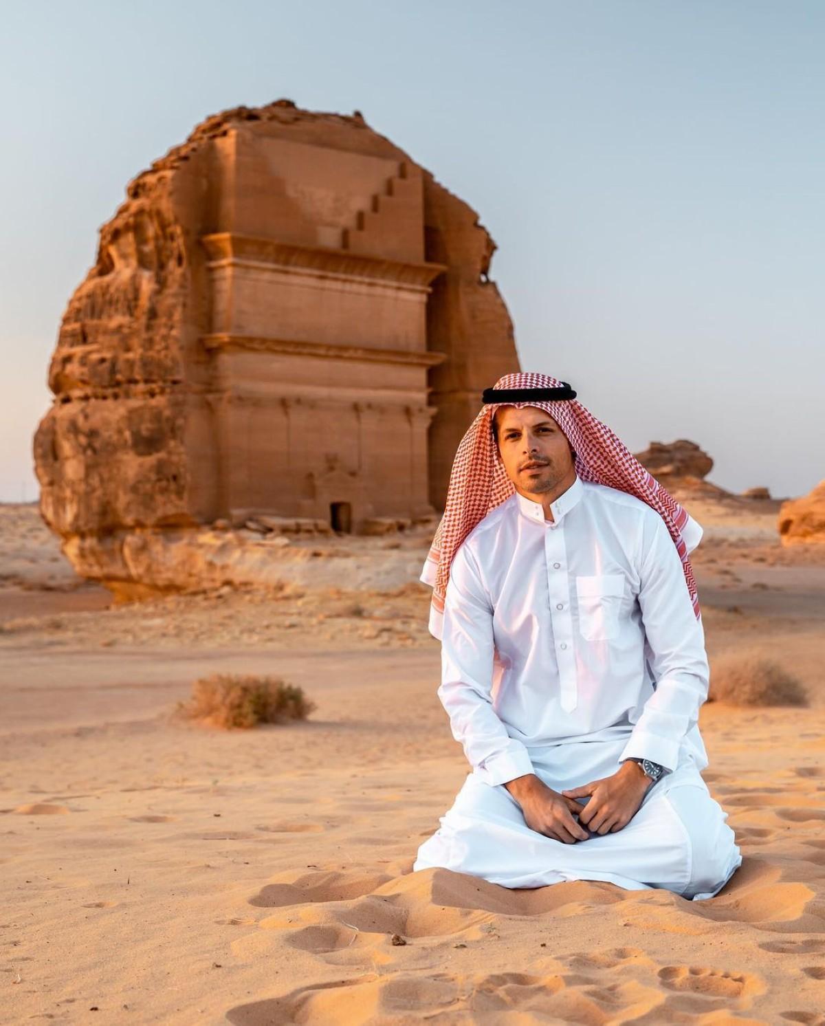 الرحّالة توم غروند: العلا أيقونة مدهشة