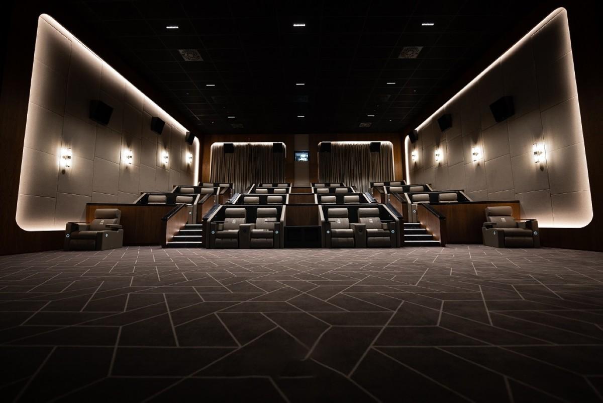 تعرف على أول تجربة سينما "ثيتر" في المملكة