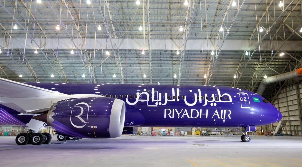تحليق أول طائرة لطيران الرياض في سماء العاصمة