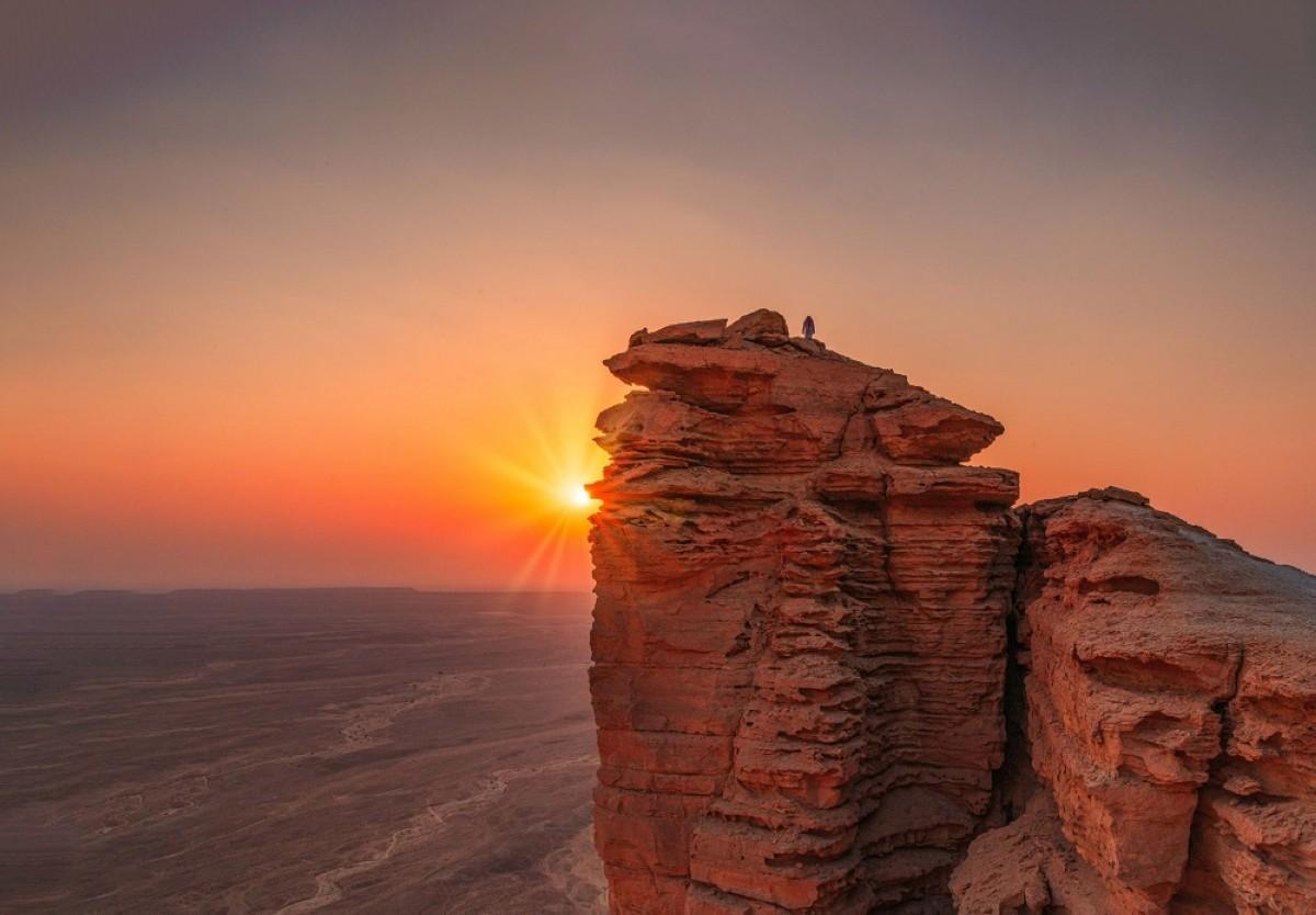 6 مواقع مميزة لمشاهدة غروب الشمس في السعودية