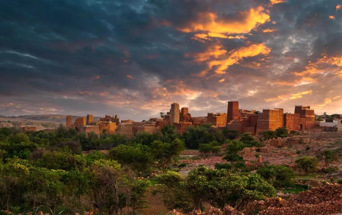 التحوّل: 4 وجهات سياحية رائدة قيد الإنجاز في عسير