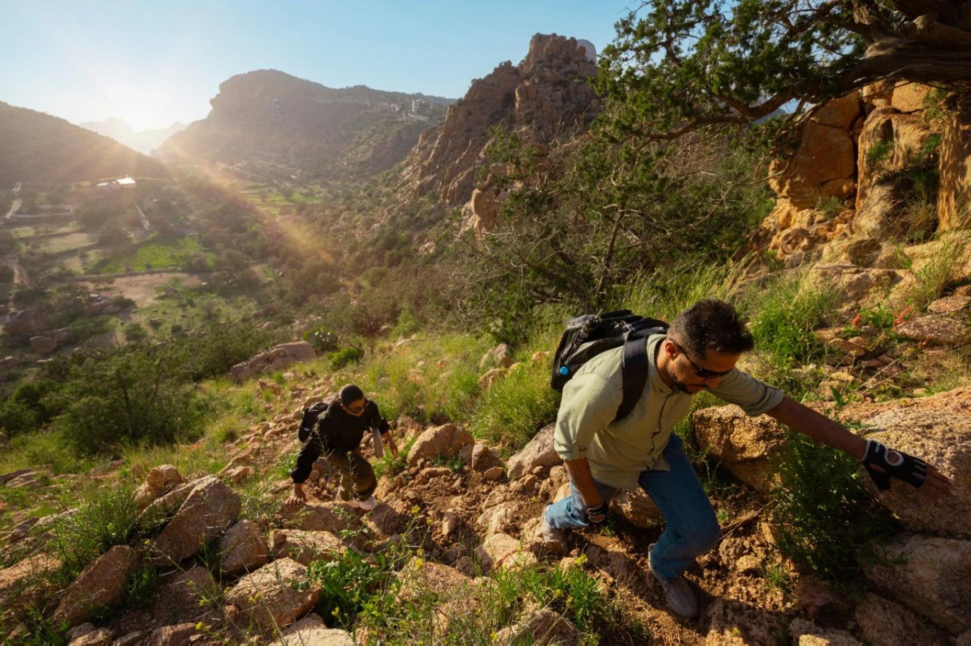 اخترنا لك أفضل 6 مسارات للهايكنغ في المدينة المنورة ومحيطها