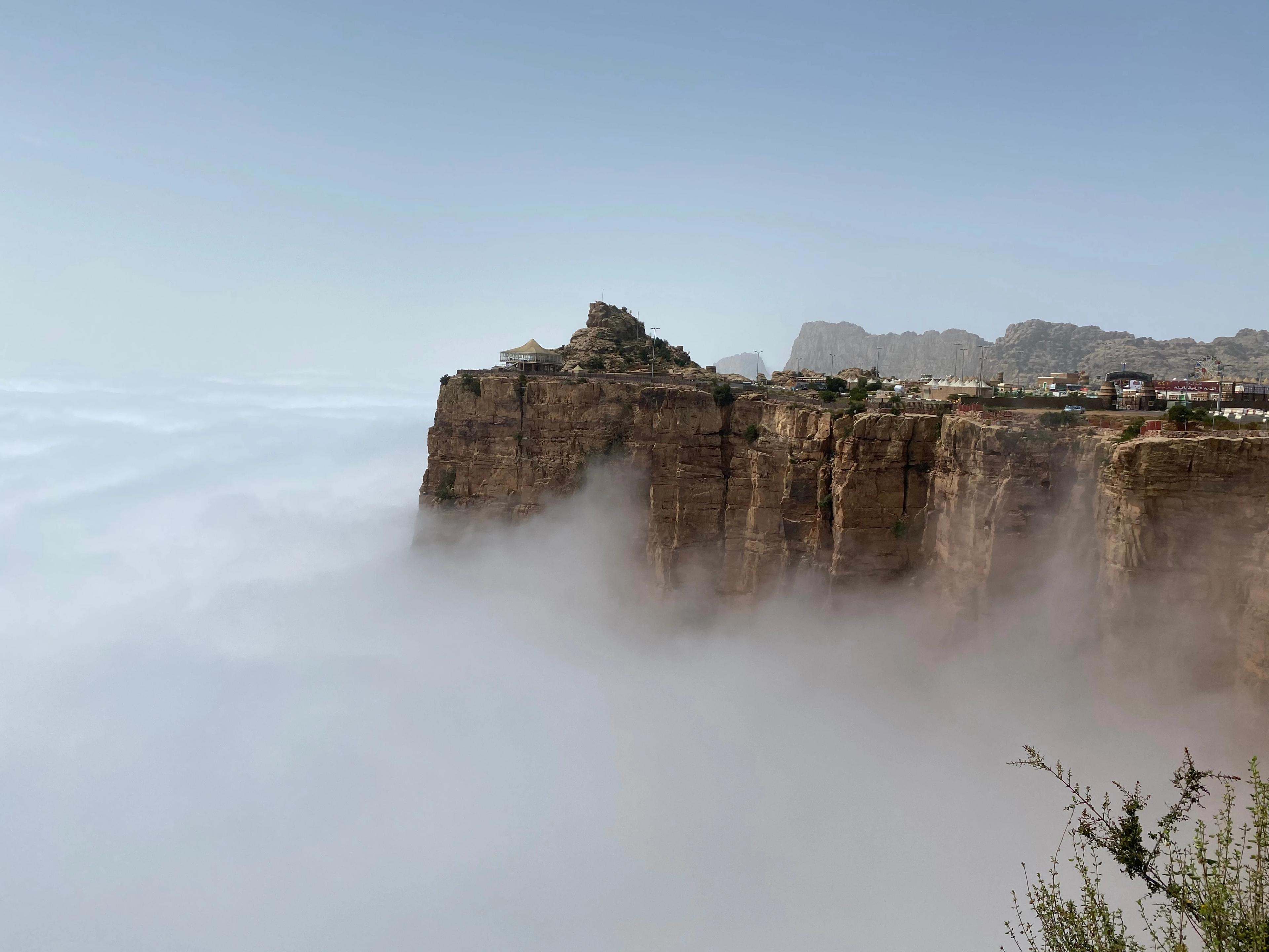 دوّن على مفكرتك: هذه أفضل الأوقات لزيارة عسير