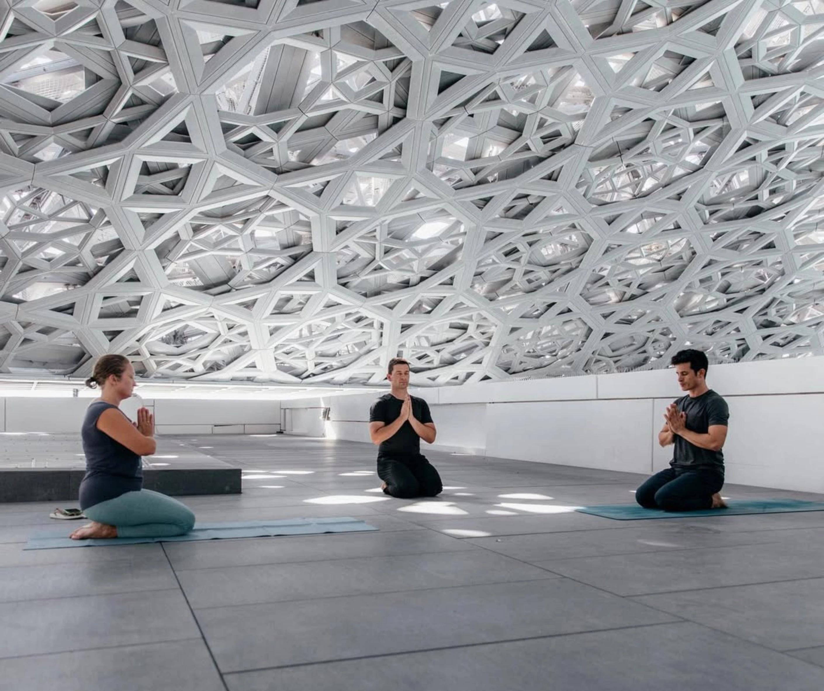 احتفل معنا: تجارب رائعة في السعودية والخليج في يوميّ العافية واليوغا