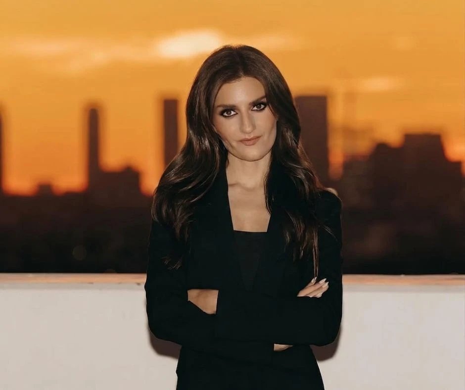 9 questions with Najwa Zebian on self discovery & reframing your mindset 