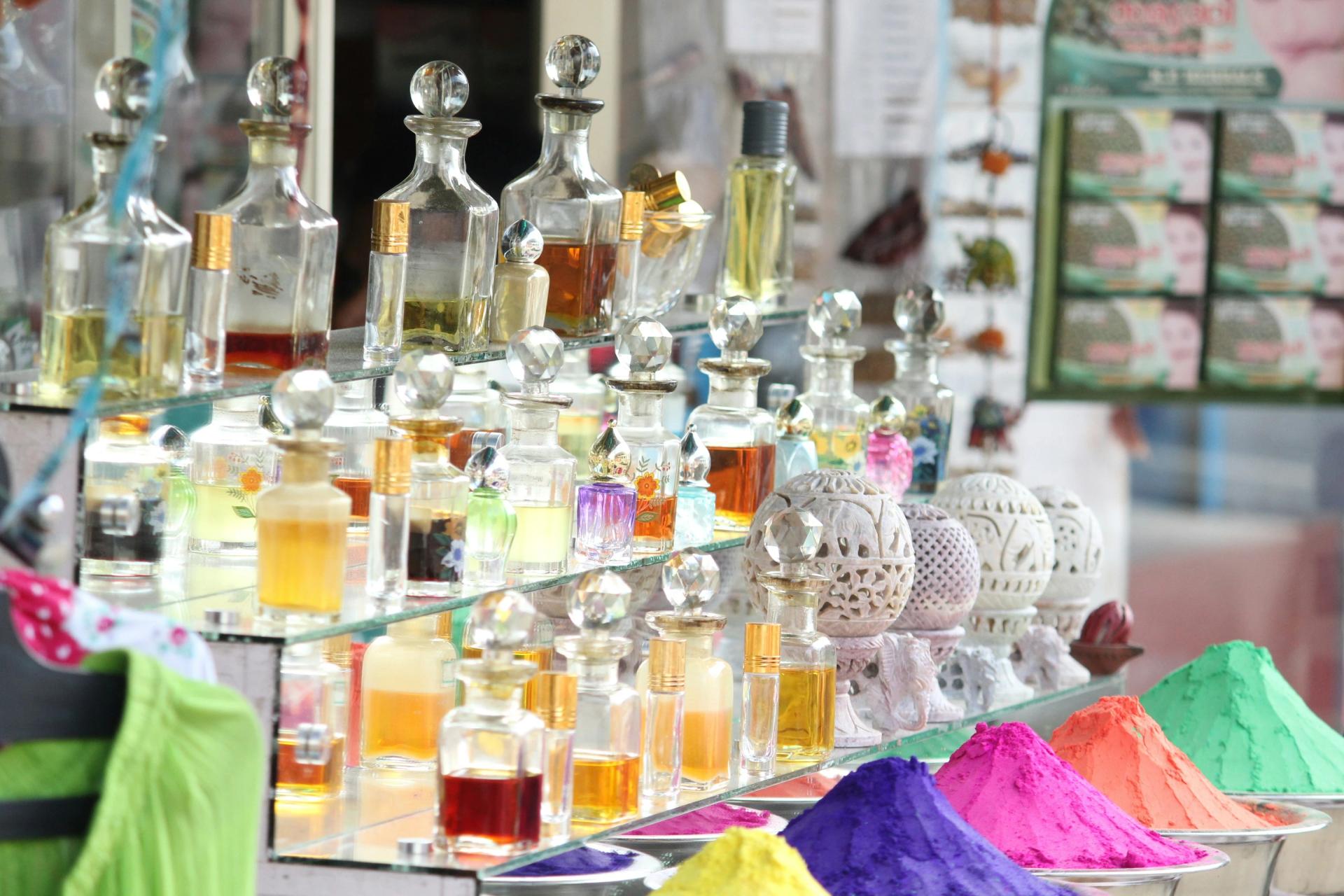 Perfumes Week 2025: The Brands, The Stars, The Experiences