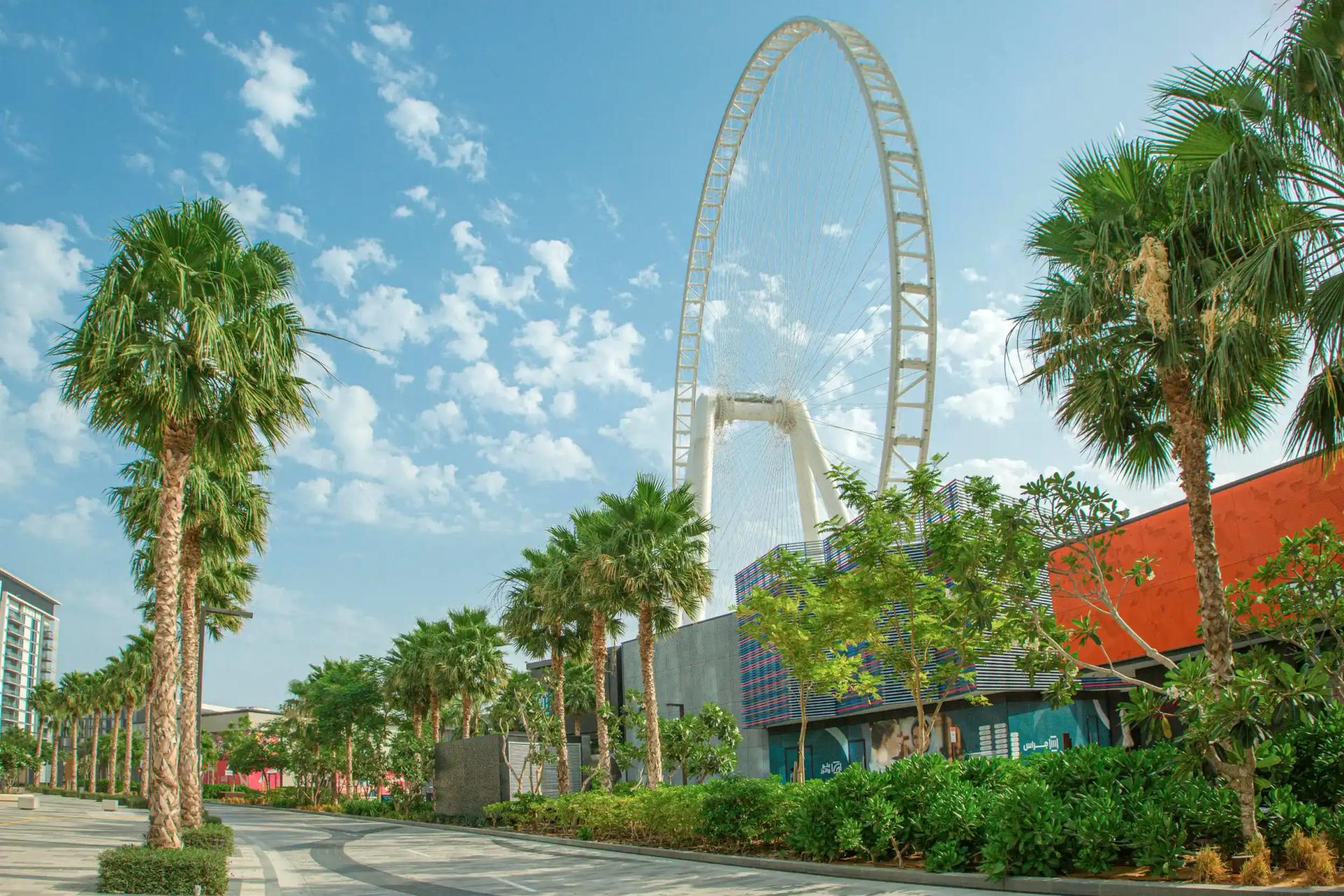 When is the best time to visit Dubai?