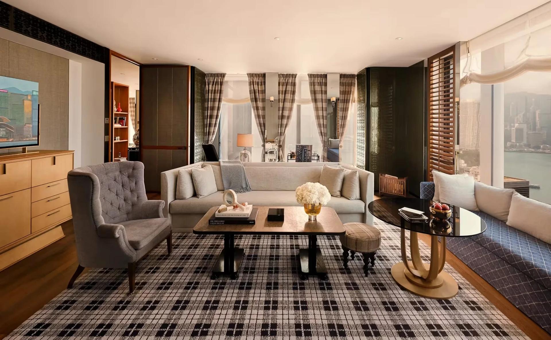 Website: Rosewood Hong Kong