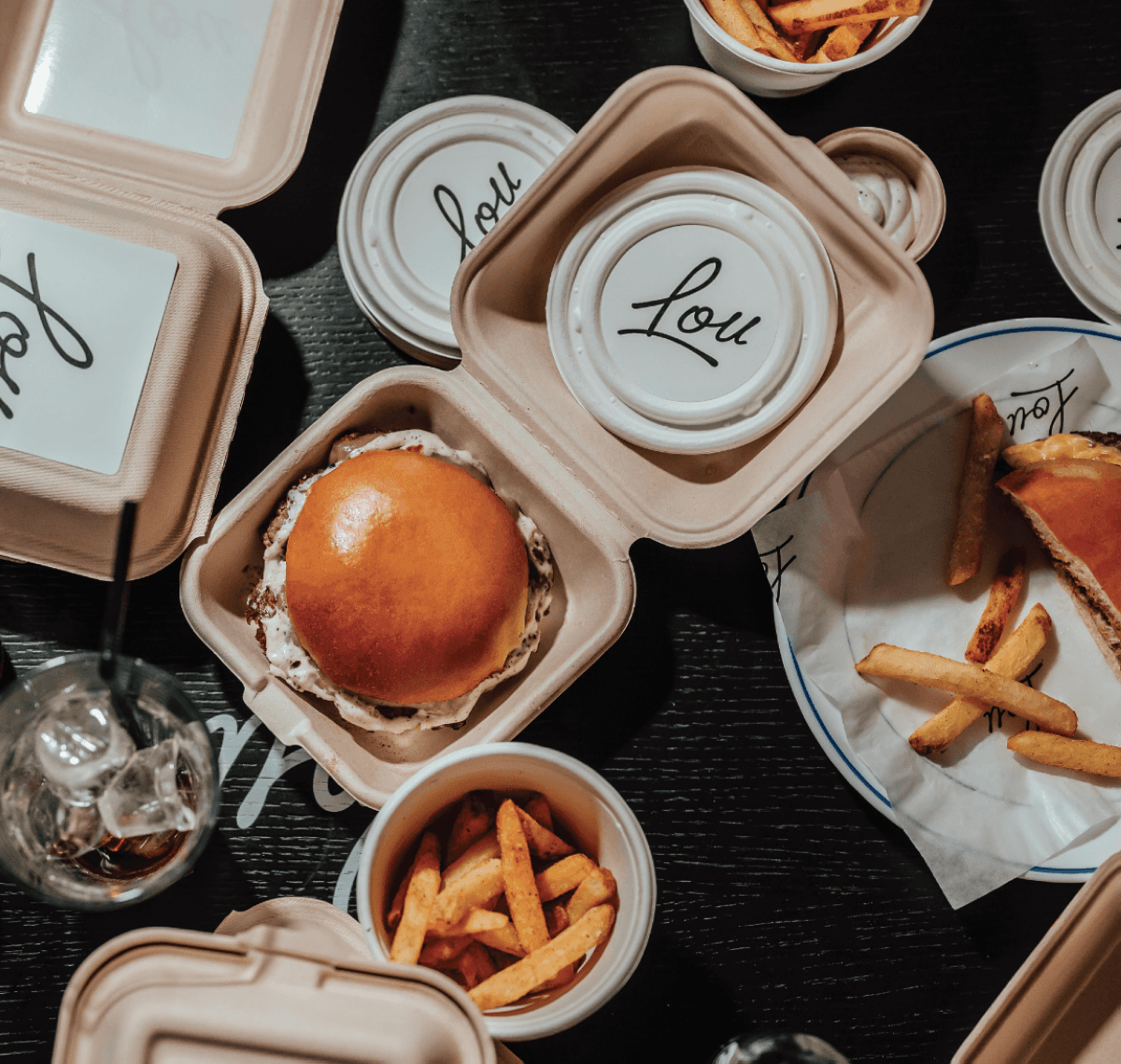 مطعم Lou Burger
