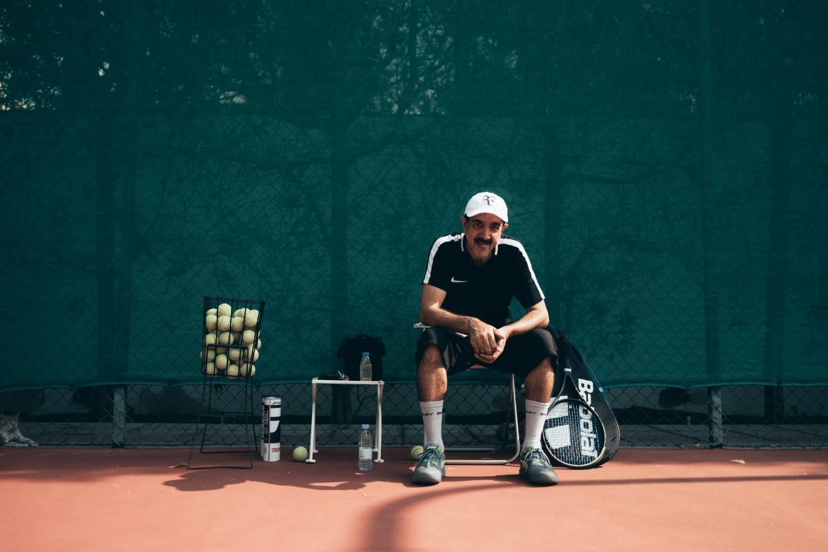 البادل: رياضة تنافس التنس على الملاعب السعودية