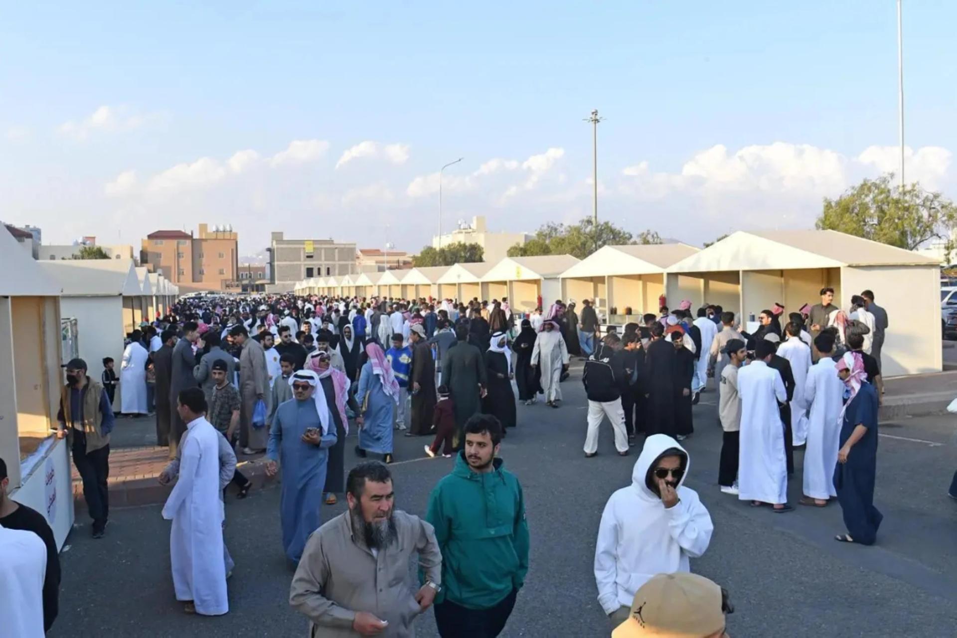أسواق أبها الرمضانية: لقاء حيوي بين الثقافة والشراء