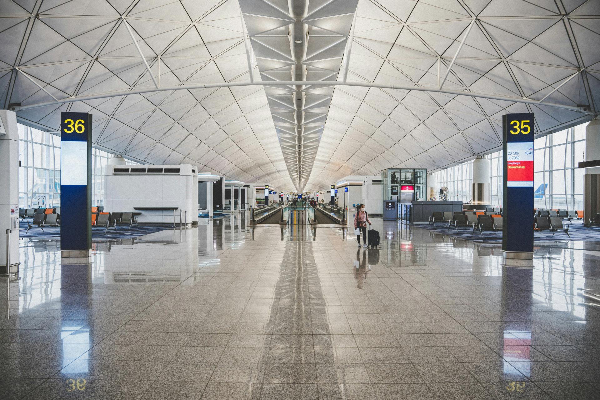 Unsplash: Hong Kong International Airport